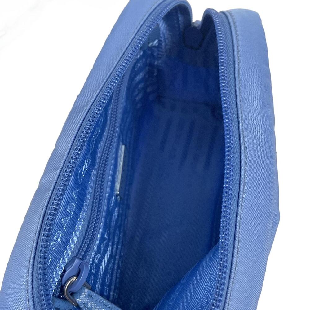 Prada Small Re- Pouch Pouch Nylon - Picture 5 of 6